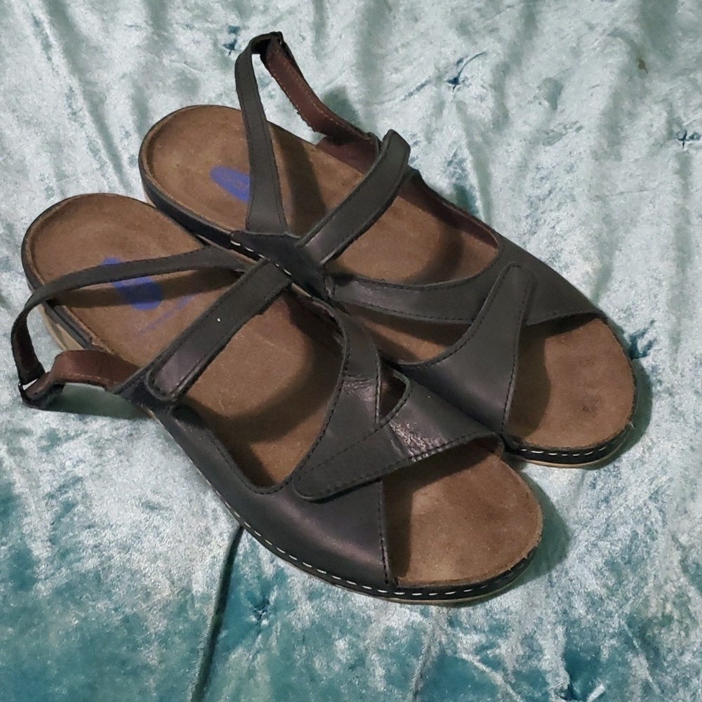 Wolky Pica slingback platform sandals
